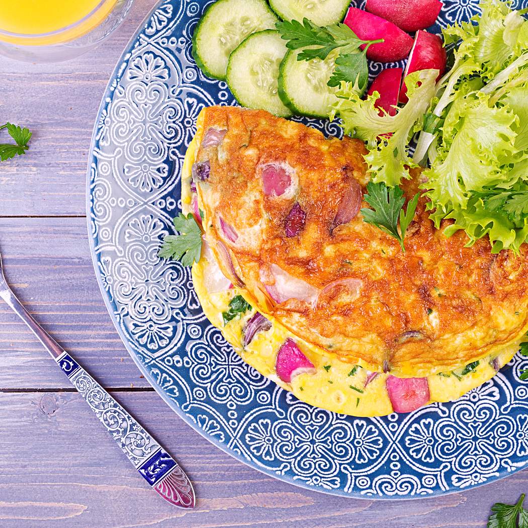 Könnyű sült sajtos zöldség Skillet frittata