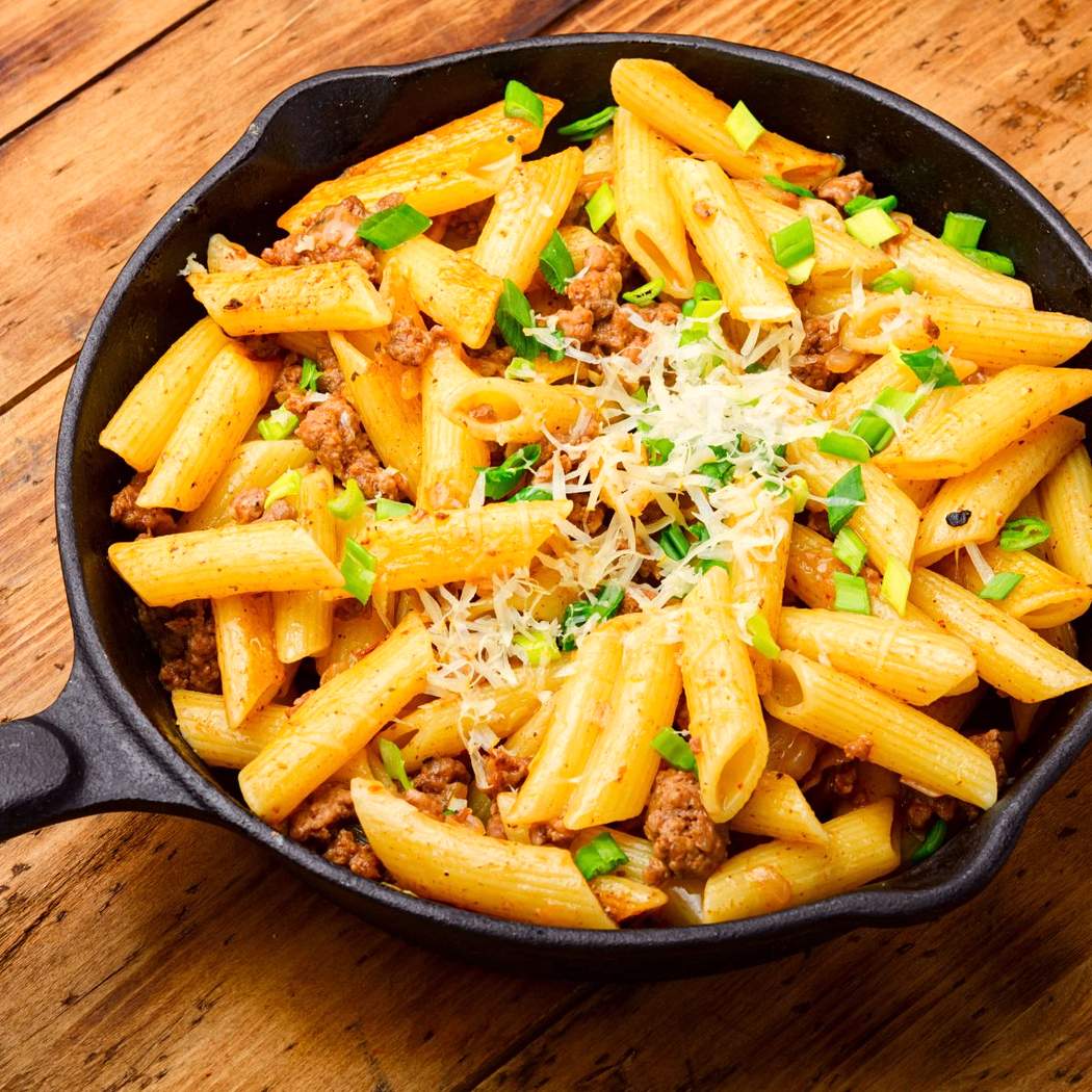 Maiale tritato con pasta