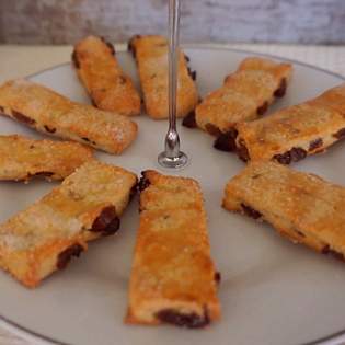 Recipe preview Crunchy and tasty garibaldi biscuits recipe