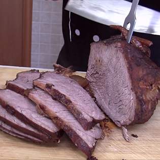 Recipe preview How to make Christmas beef at home?