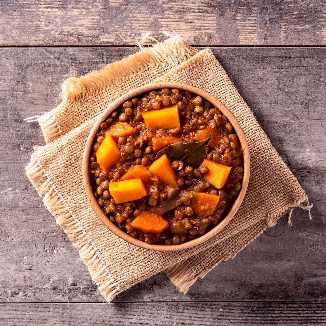 Curry vegano di patate dolci e ceci