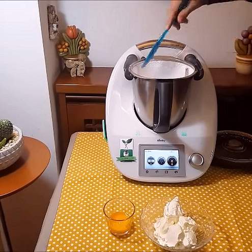 Crema mascarpone bimby ricetta - procedimento 1