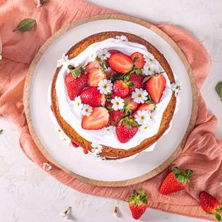 Recipe preview Sponge Cake with Whipped Cream