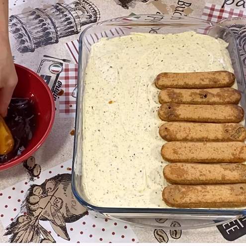 Ricetta del tiramisu al pistacchio - procedimento 1