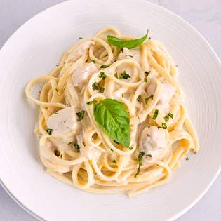 Voorvertoning van recept Kippenvlees met pasta en kaassaus