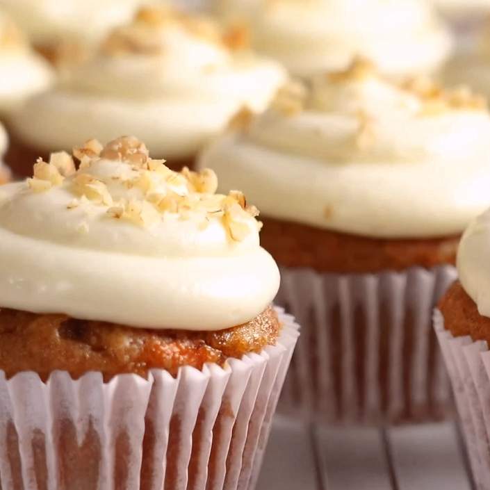 Hrnčekové mrkvové muffiny
