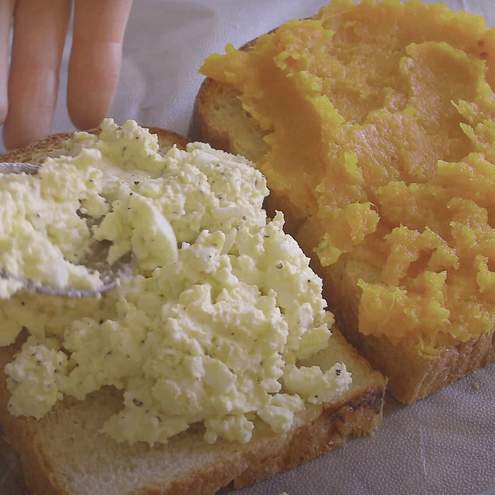 Egészséges Halloween édes sütőtökös tojás szendvics recept - előkészítő lépés 1