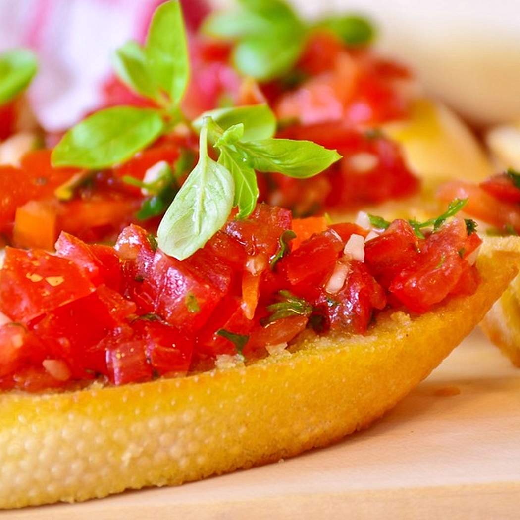 Egyszerű olasz friss bruschetta