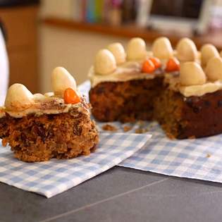 Recipe preview Traditional English Easter cake "Simnel"