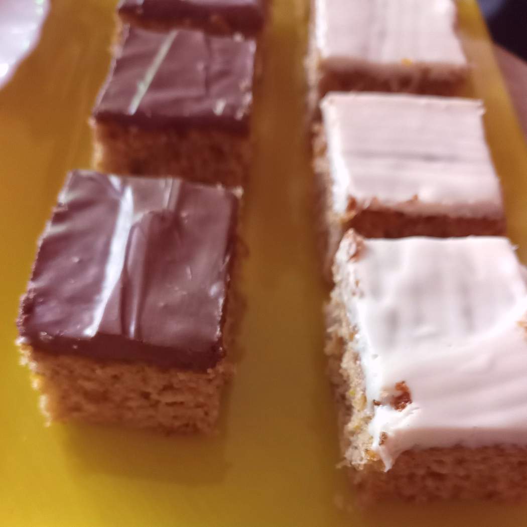 Babaételből készült sütemény