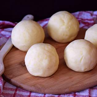 Recipe preview Authentic Homemade German Potato Dumplings