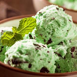 Recipe preview Fresh Homemade Mint Chocolate Chip Ice Cream