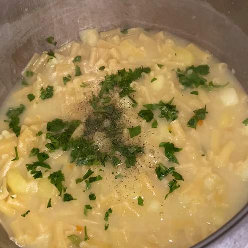 Pasta patate e provola - procedimento 1