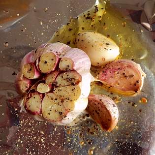 Recipe preview How to Oven Roast Whole Garlic Cloves